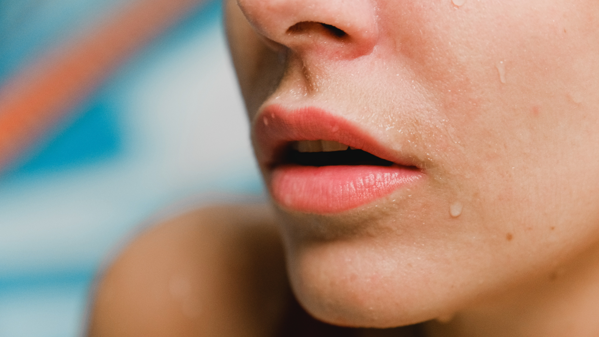 How to Use Lip Scrub - Lique Cosmetics